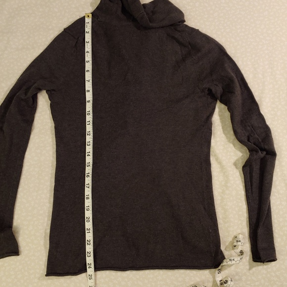 Gap Cardigan - Picture 6 of 7